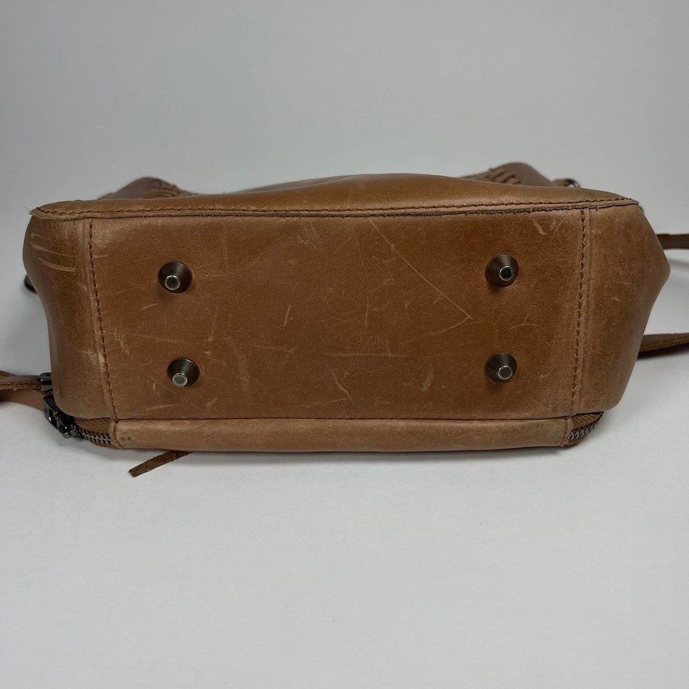 Montana‎ West Womens Leather Concealed Carry Crossbody Bag Brown Western Studded - Picture 10 of 13